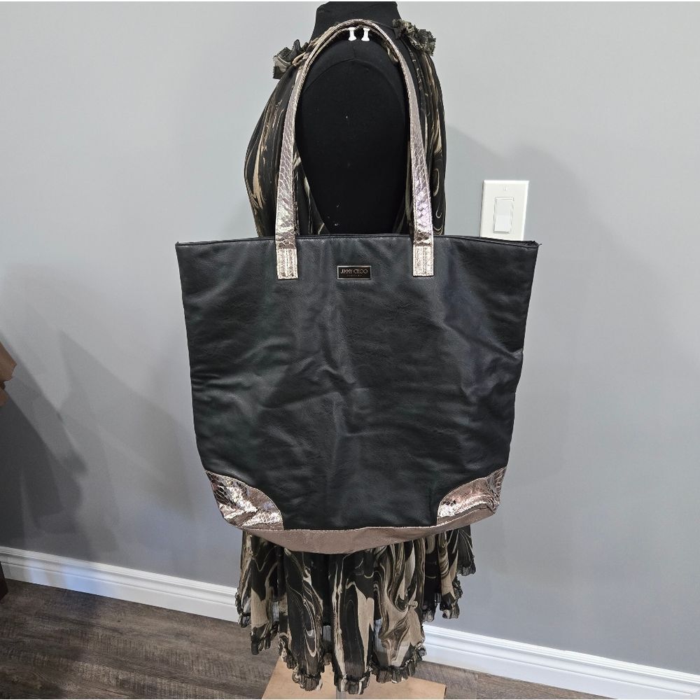 🐢 Jimmy Choo Parfums Large Tote. Like New